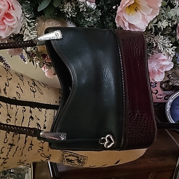 Free Ship on Brighton 🖤 - Picture 3 of 13